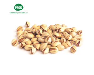 Fandoghi 2 300x240 - Persian Pistachios in Summer Market Stalls